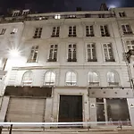 Stylish,Luxury Duplex Paris City Center